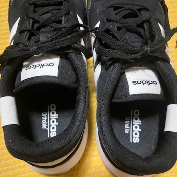 Adidas Retrorun sneakers - Picture 5 of 8